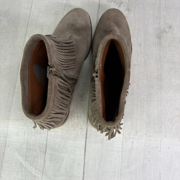 Lucky Brand GALLEY Taupe Leather Suede Low Heel Fringe Zip Ankle Boots Sz 8.5 M - Picture 7 of 16